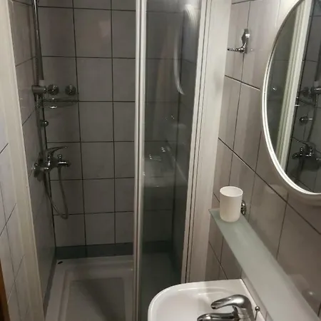 Terme - Brunarica 117 *
